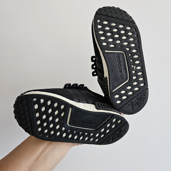 Adidas NMD R1 Baby Shoes Size 6K - Picture 6 of 8